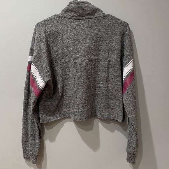 PINK VS Grey Long Sleeve Cropped Sweater - Picture 3 of 3